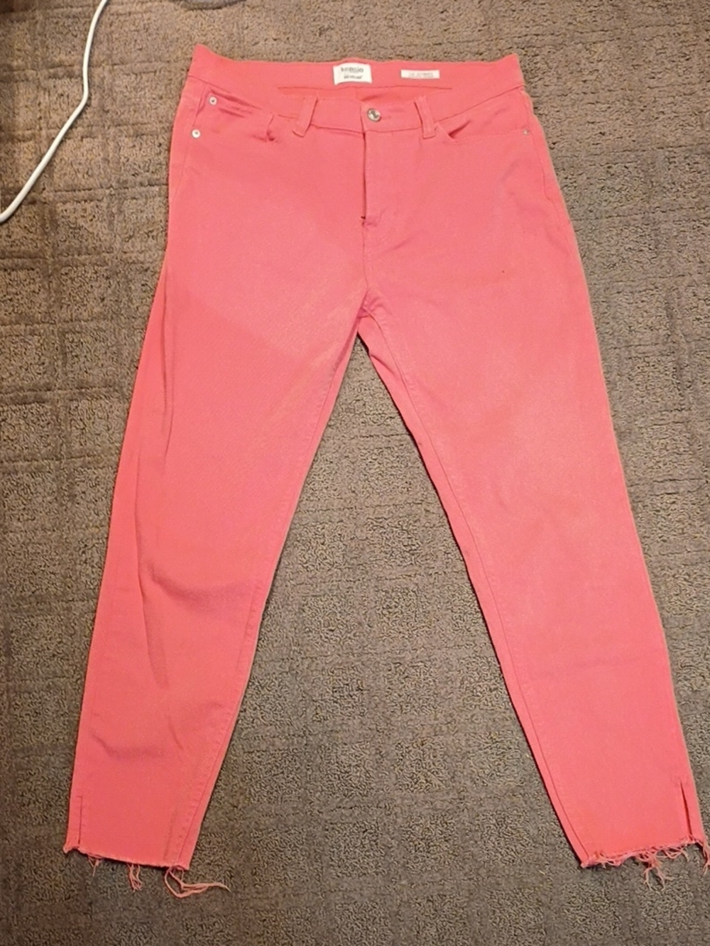 Kensie Skinny Jeans in Coral Pink